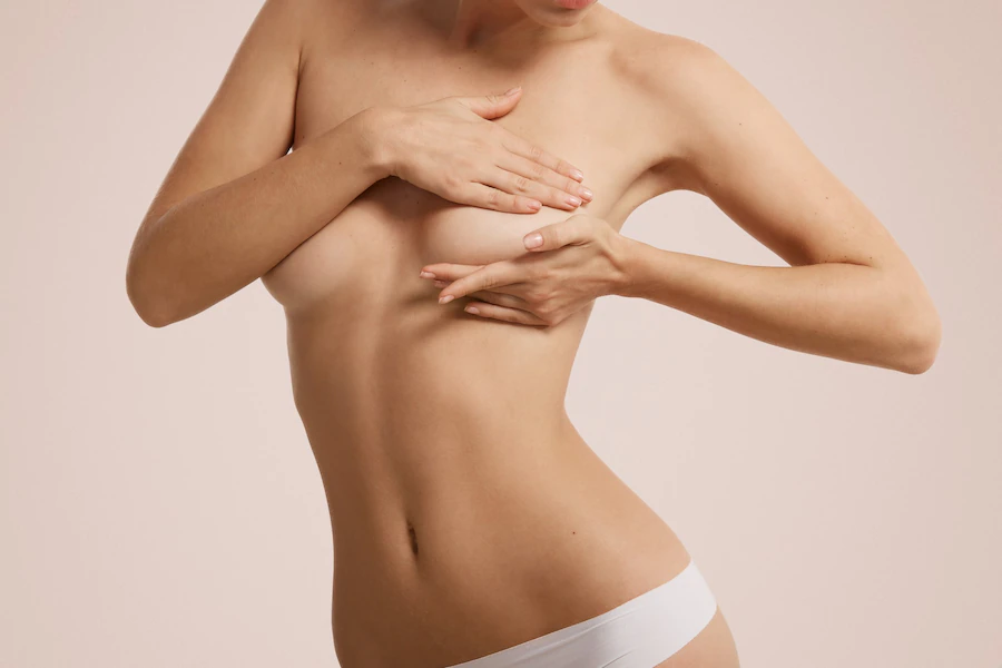 Jaka jest najpopularniejsza metoda powiększania piersi?